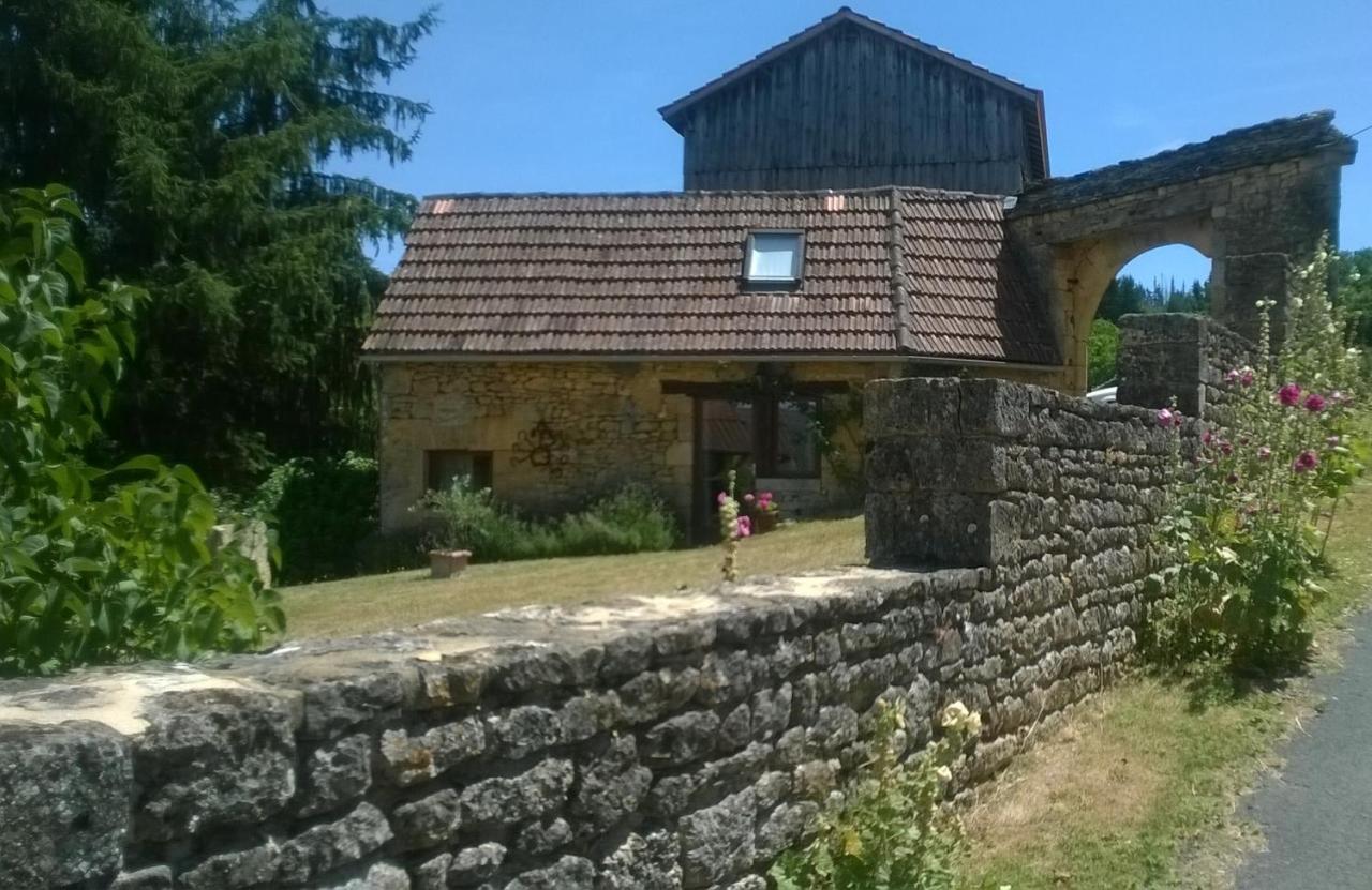 Chambre D'Hotes Lasserre Saint-Amand-de-Coly Exteriér fotografie
